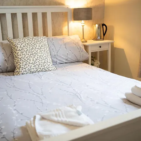 The Shepherds Inn, Fogadó 4*
