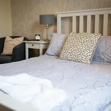 The Shepherds Inn, Zajazd 4*